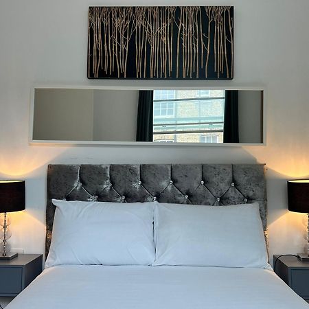 לונדון One Bedroom Apartment In Holborn מראה חיצוני תמונה