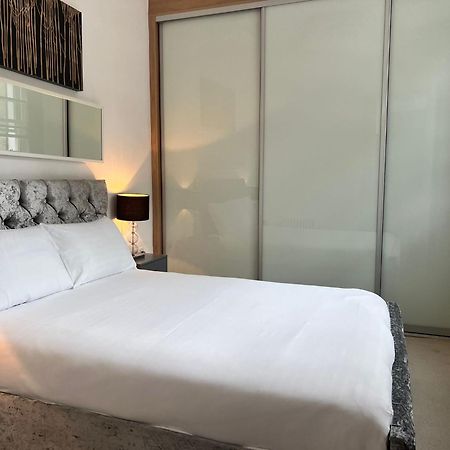 לונדון One Bedroom Apartment In Holborn מראה חיצוני תמונה