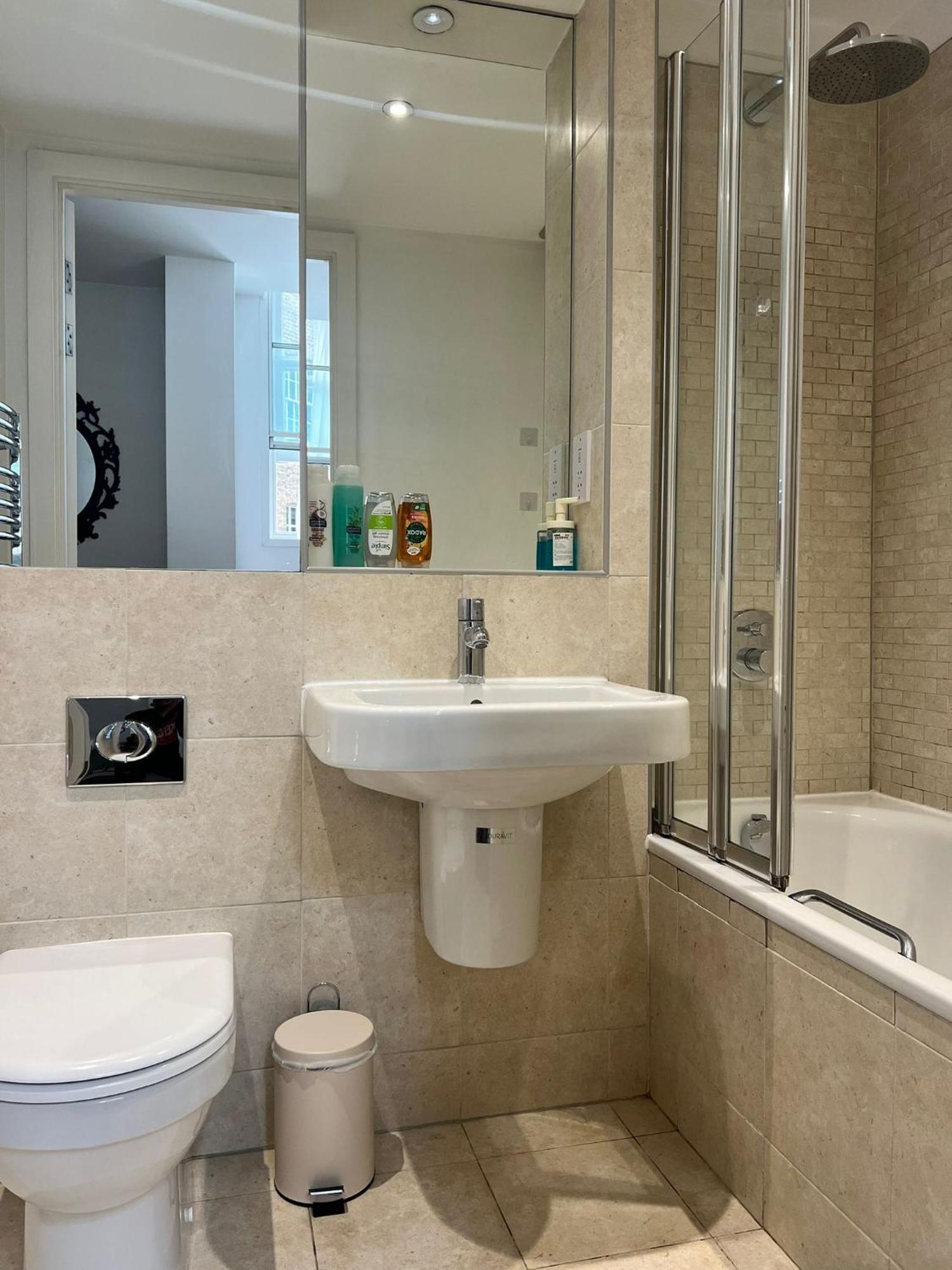 לונדון One Bedroom Apartment In Holborn מראה חיצוני תמונה